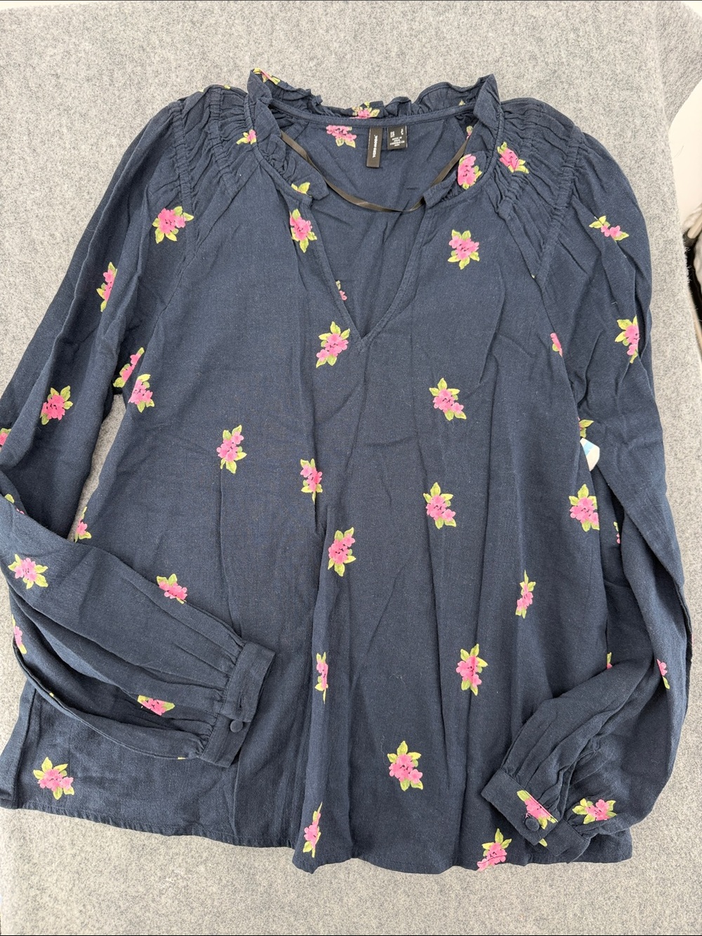 Vero Moda navy floral long sleeve cotton gauze V neck shirt NWT size Small